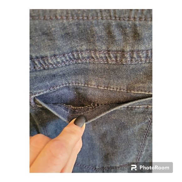 Vintage FREE PEOPLE Pull on Flare Demim Jegging Jeans - Picture 6 of 6